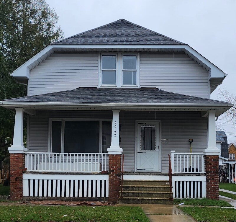 Primary Photo - 6042 32nd Ave