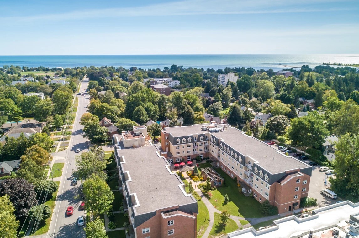 Aerial view of building - 240 Chapel St