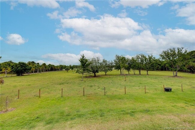Building Photo - 7180 Silver Oak Dr