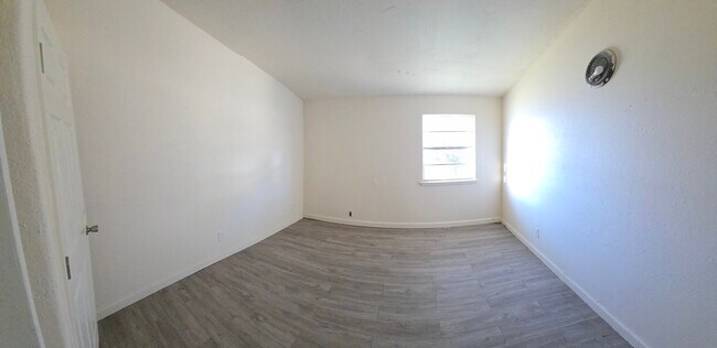 Foto del edificio - 2410 SW 2nd Ave