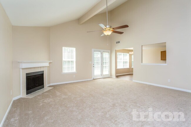 Foto del edificio - 145 Lakeview Trail