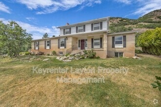 Building Photo - 2420 Bonneville Terrace Dr