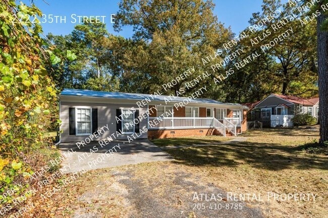 Photo - 2722 35th St E House