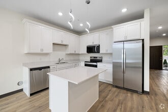 2BR, 2.5BA - 1,500SF - Kitchen - Manor Heights Townhomes