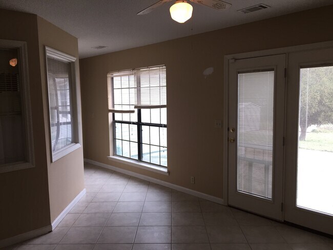 Foto del edificio - Single Family Home