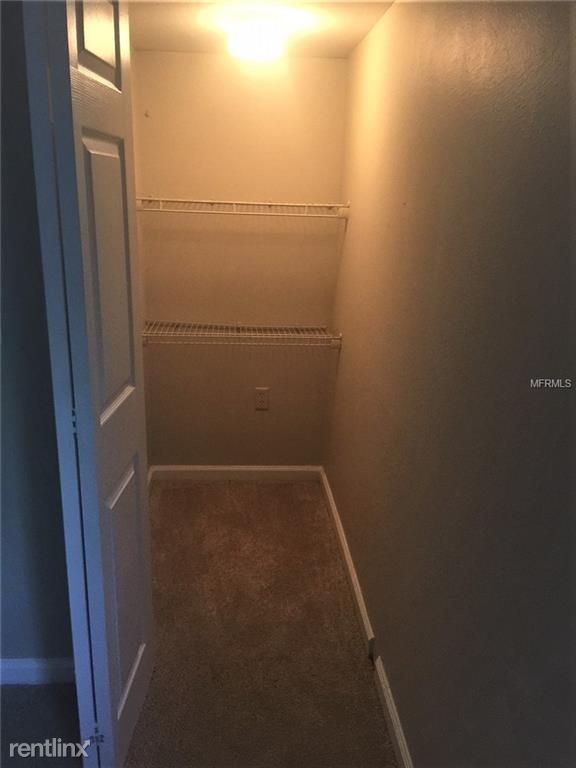 Building Photo - 3 br, 3.5 bath Townhome - 6044 Gibson Ave