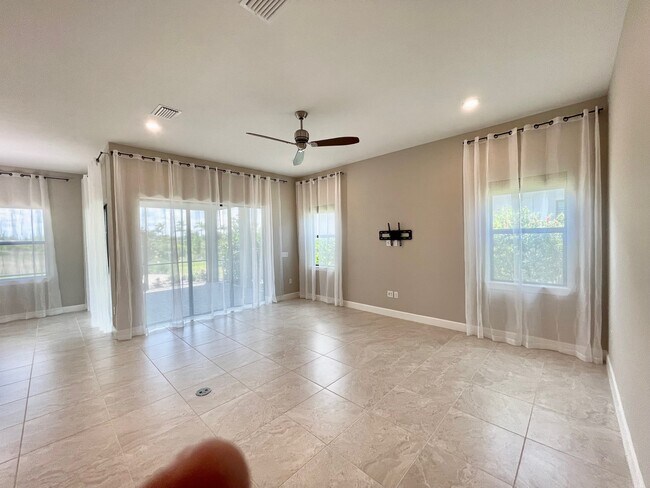 Foto del edificio - 14548 Eagle Branch Dr