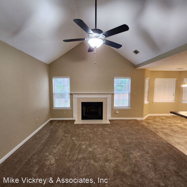 Building Photo - 4 br, 2 bath House - 930 Hunting Horn way