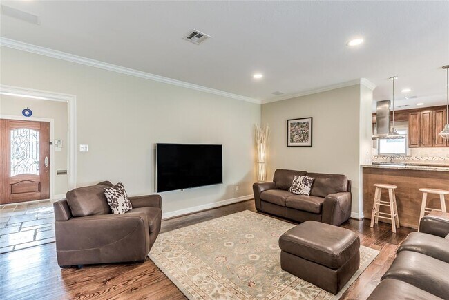 Building Photo - 12306 Boheme Dr