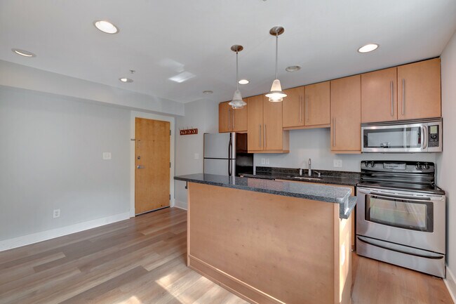 Foto del edificio - 2600 Sherman Ave NW