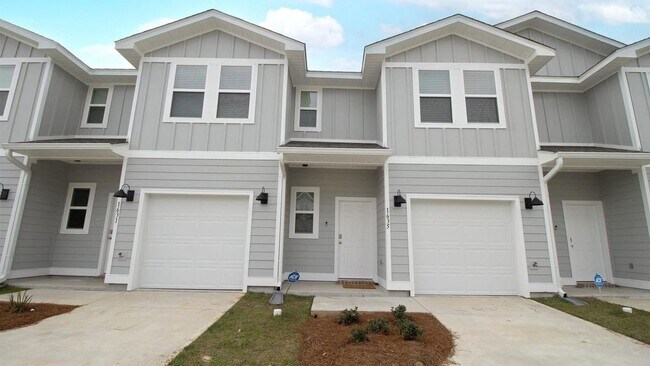 Foto del edificio - 1635 Iroquois Ct