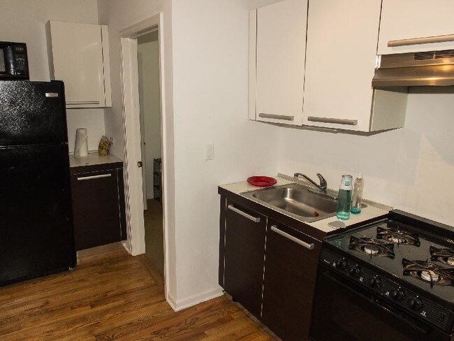 Foto del edificio - 5054 N Winthrop Ave