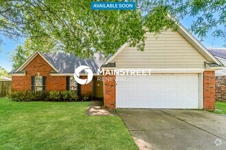 Building Photo - 8104 Longbranch Dr