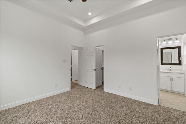 Foto del edificio - 4619 Stassen St