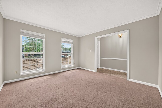 Building Photo - 11710 N Petersham Dr