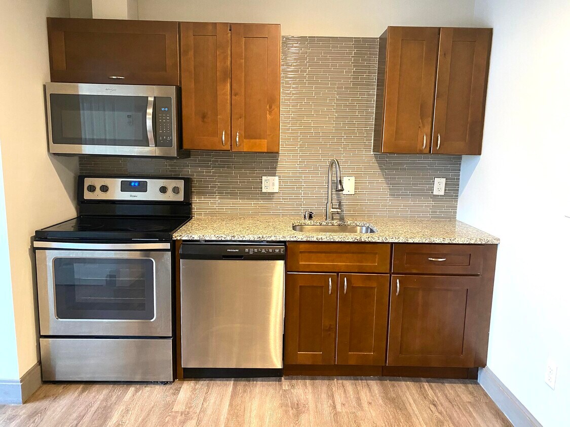 Primary Photo - 510 St Paul Pl
