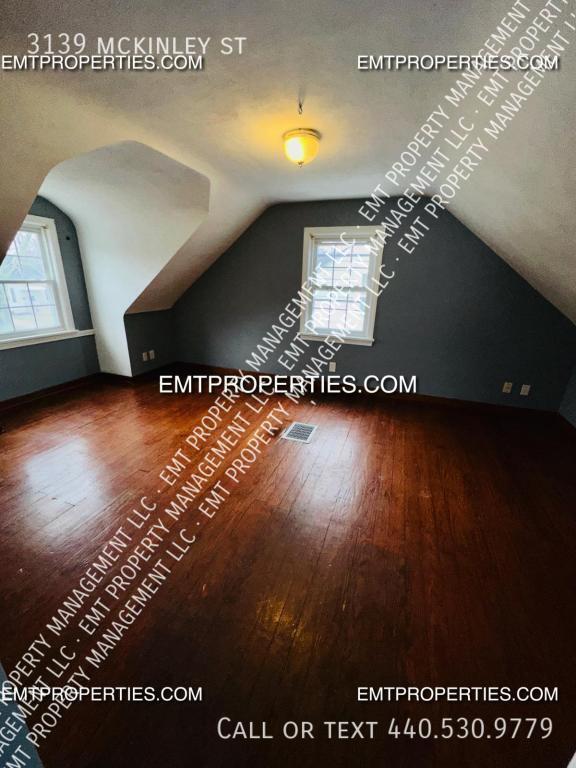 Building Photo - 3139 mckinley st