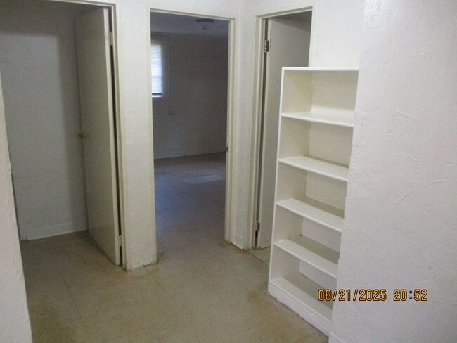 Building Photo - 1515 E Tift Ave