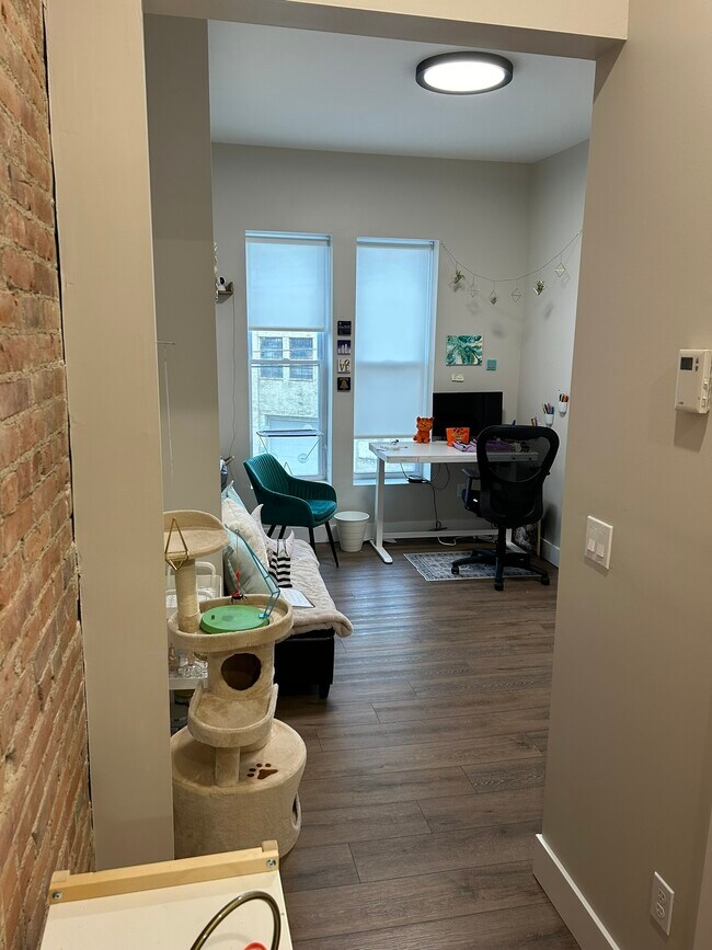 Building Photo - 54 Linden Ave