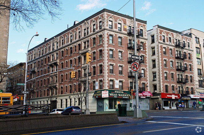 Building Photo - 3661 Broadway