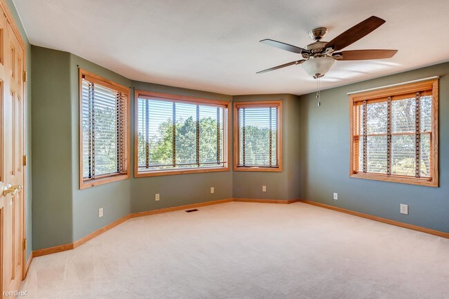 Building Photo - 5 br, 3.5 bath House - 250 Crawford Drive