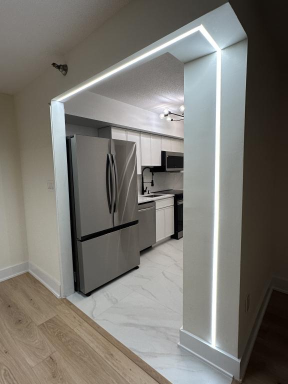 Foto del edificio - 1808 Old Meadow Rd