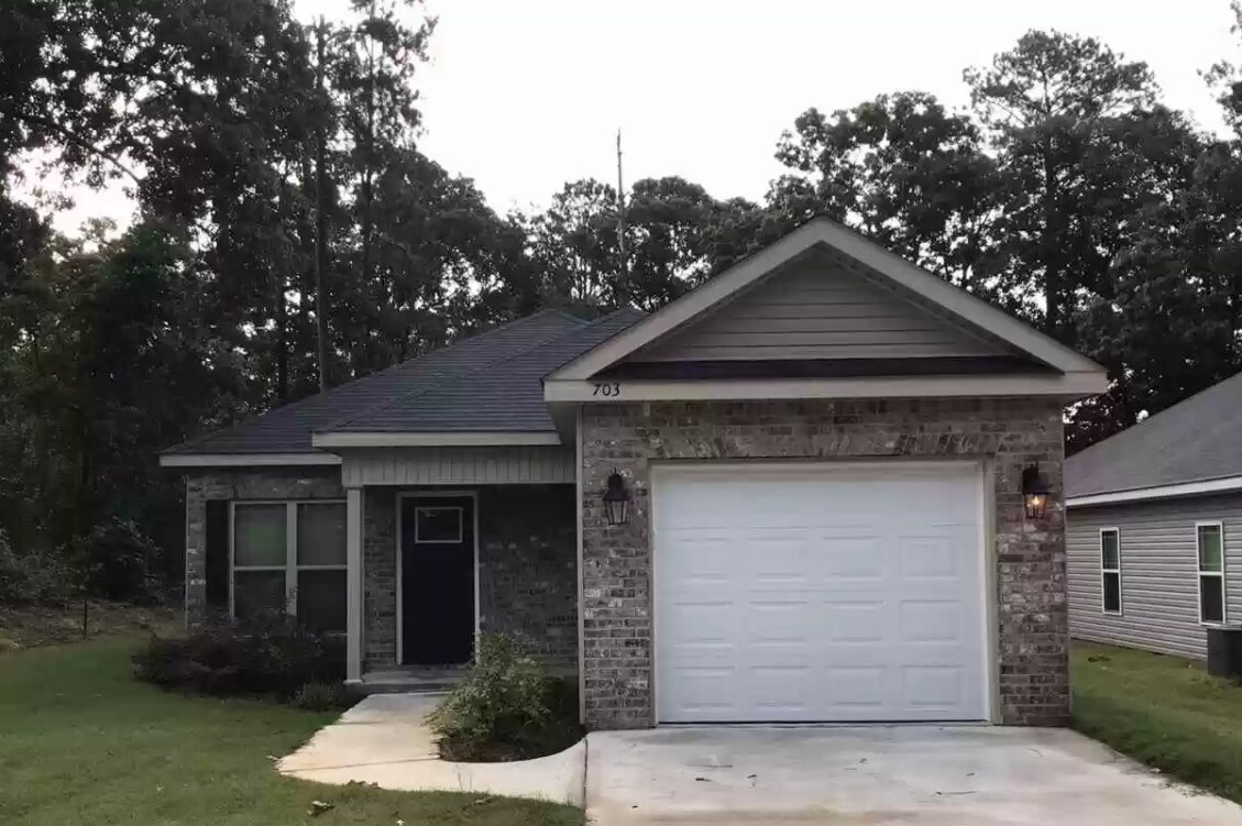 703 Tallulah Trl, Warner Robins, GA 31088 House Rental in Warner