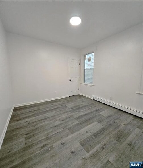 Building Photo - 872 S 16th St