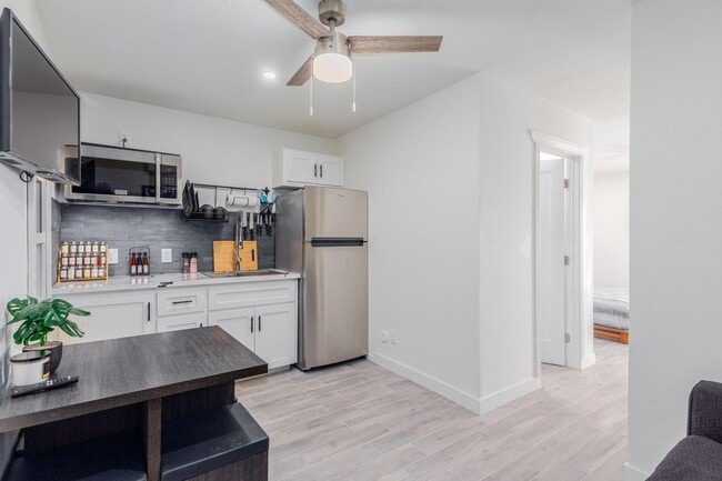 Foto del edificio - **COMING SOON!**Central- Charming 1 bd w/ ...