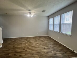 Building Photo - 8904 Elm Drake Ln