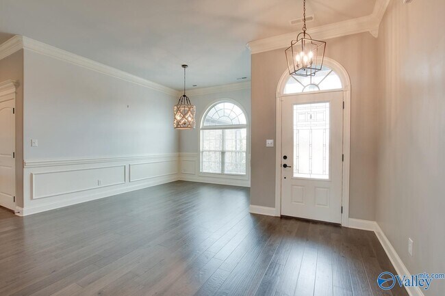 Foto del edificio - 13697 Callaway Dr