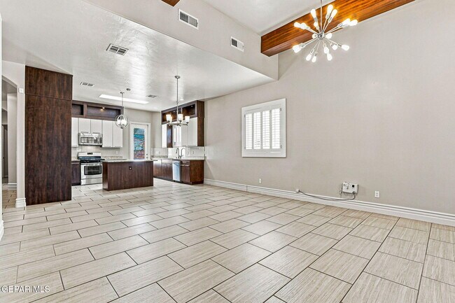 Foto del edificio - 3203 Red Orchard Dr