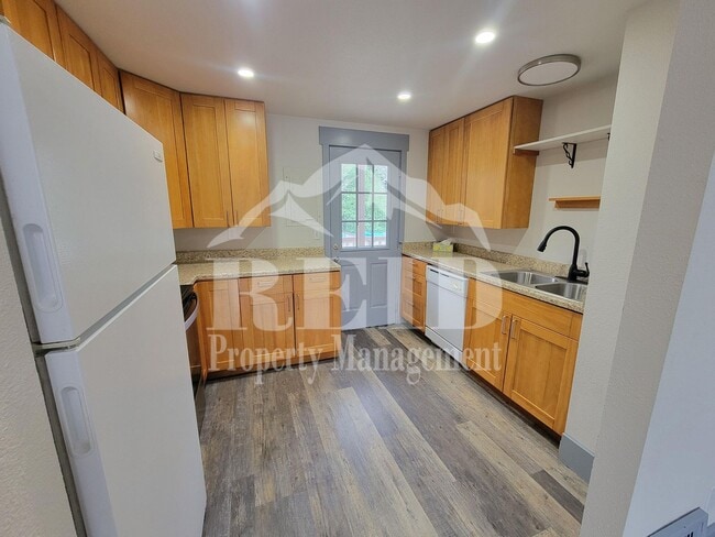 Building Photo - Centrally Located Bremerton Home With Partial View of Sinclair Inlet from Deck