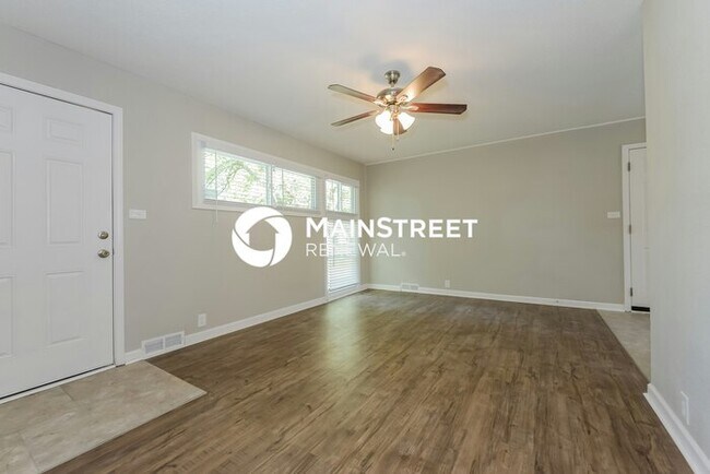 Foto del edificio - 3 Bedroom Pet-Friendly Home in Kansas City...