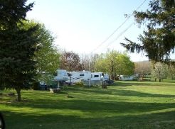 Building Photo - Hillcrest Mobile Home Community & RV Park