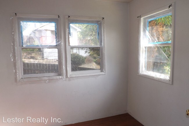 Building Photo - 314 N Laguna St