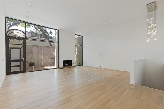 Foto del edificio - 3207 Armstrong Ave
