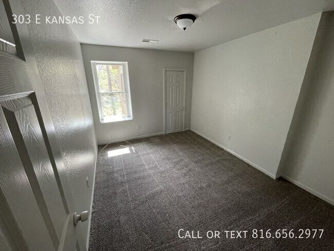 Building Photo - 303 E Kansas St