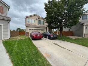 Building Photo - 3945 Rannoch St