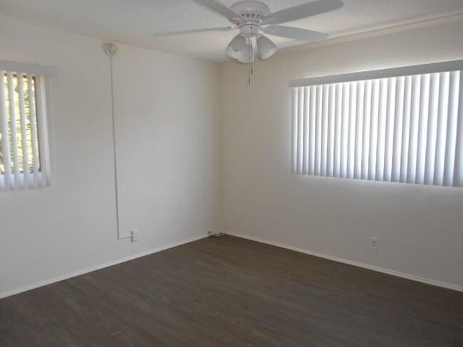 Floorplan - 815 Flora Dr