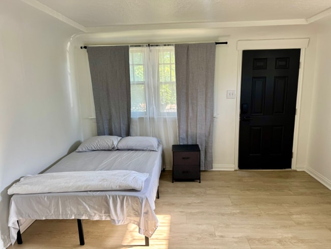 Photo - 440 E Garfield Ave Townhome