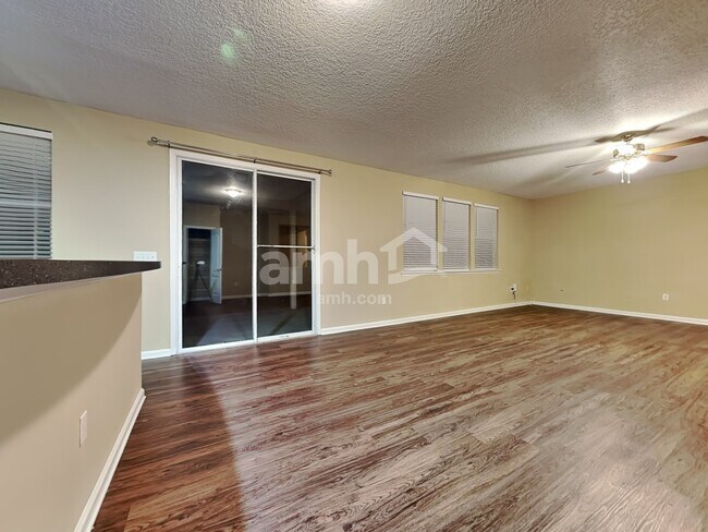 Building Photo - 86380 Cartesian Pointe Dr