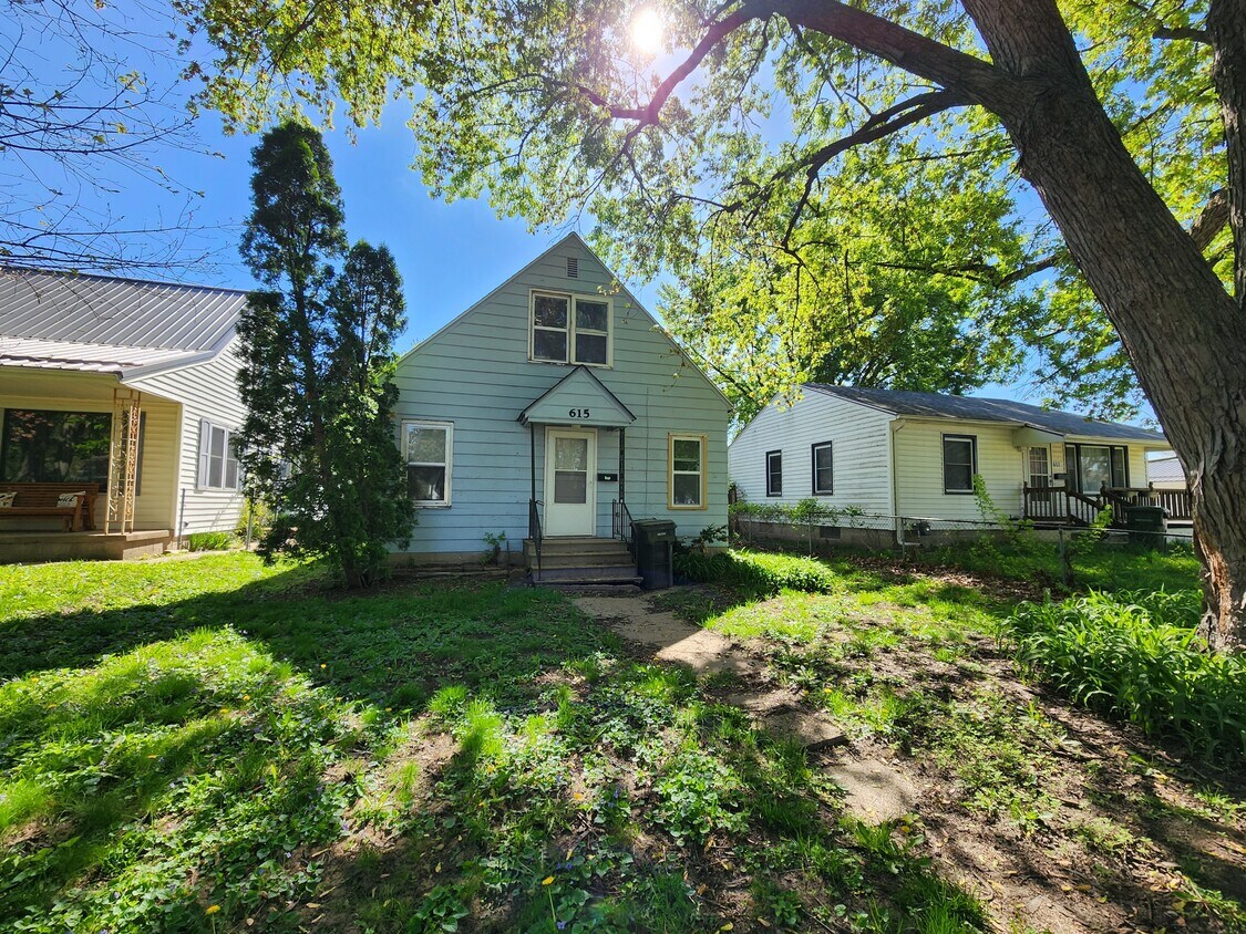 Foto principal - 615 Kirkwood Ave