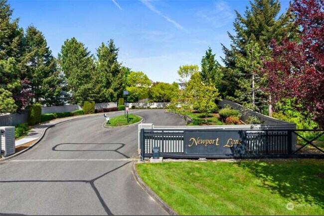 Foto del edificio - 4802 Nassau Ave NE