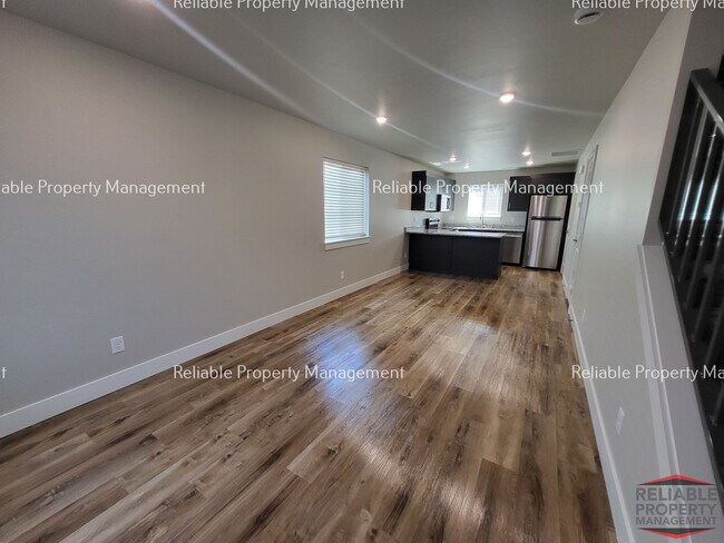 Foto del edificio - 1612 Hannah Ln