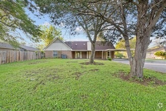 Building Photo - 1519 Everitt St