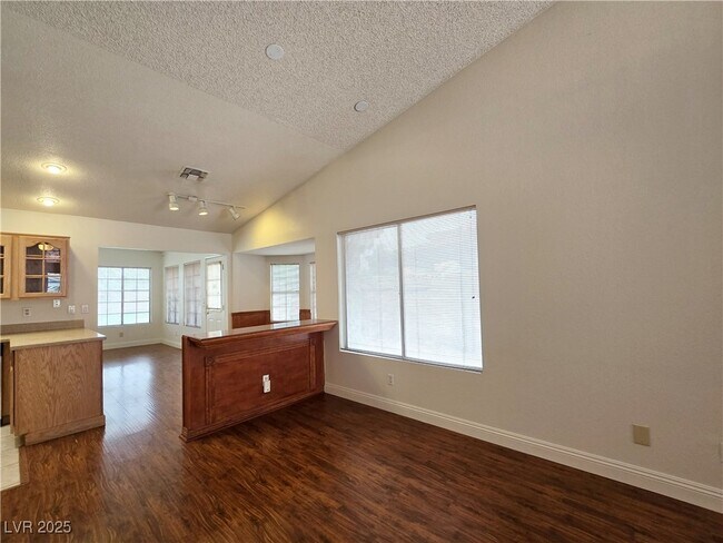 Building Photo - 1139 Placerville St