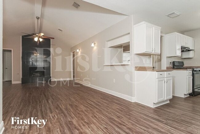 Foto del edificio - 7714 Dawnridge Dr