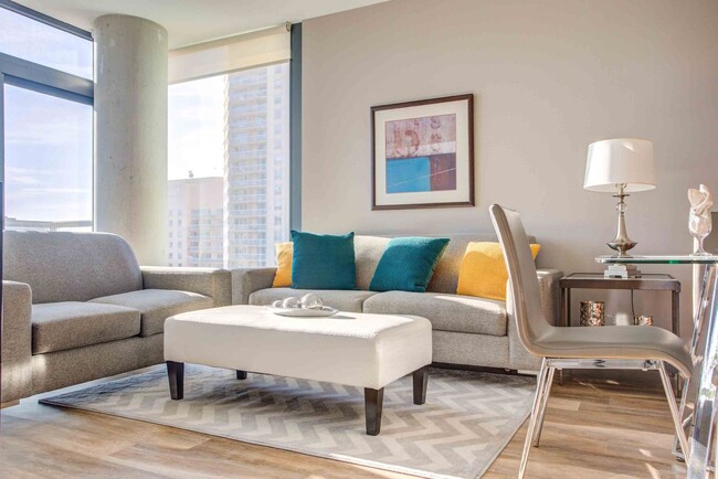 Foto del edificio - 539 N State St