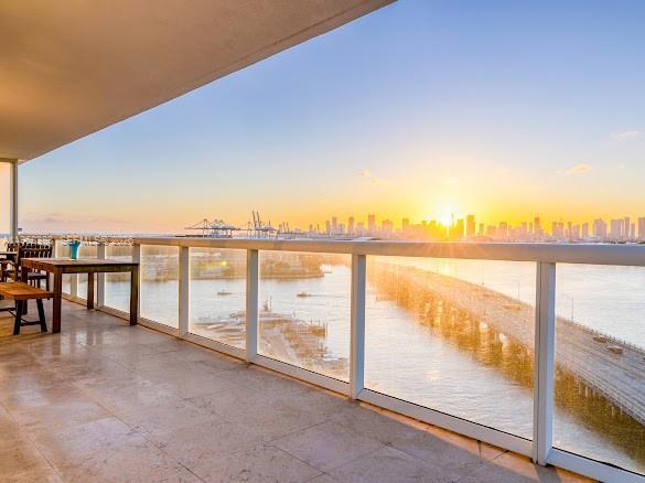 Foto del edificio - 450 Alton Rd